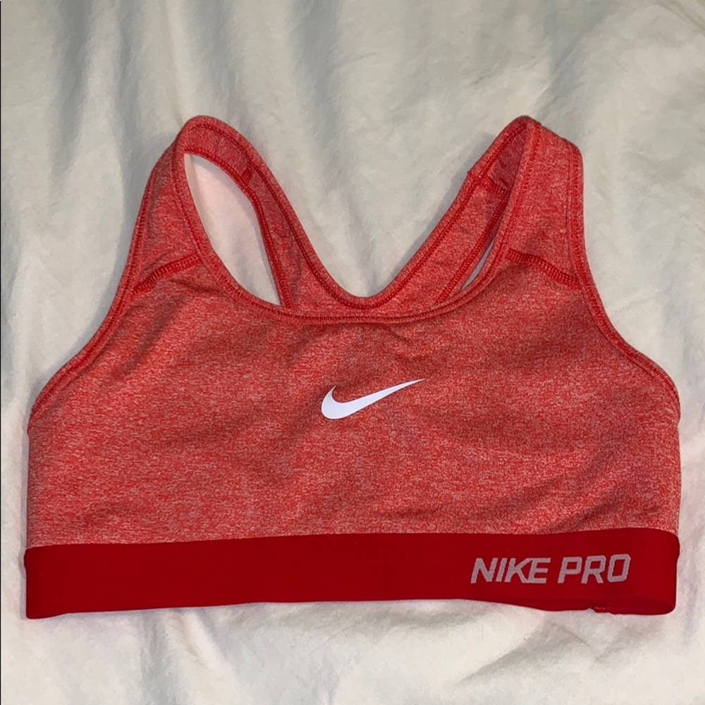 NIKE PRO SPORTS BRA!